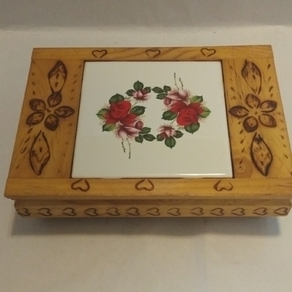 Mexican jewelry wooden/ mosaic box hand made  with flowers and colors rustic